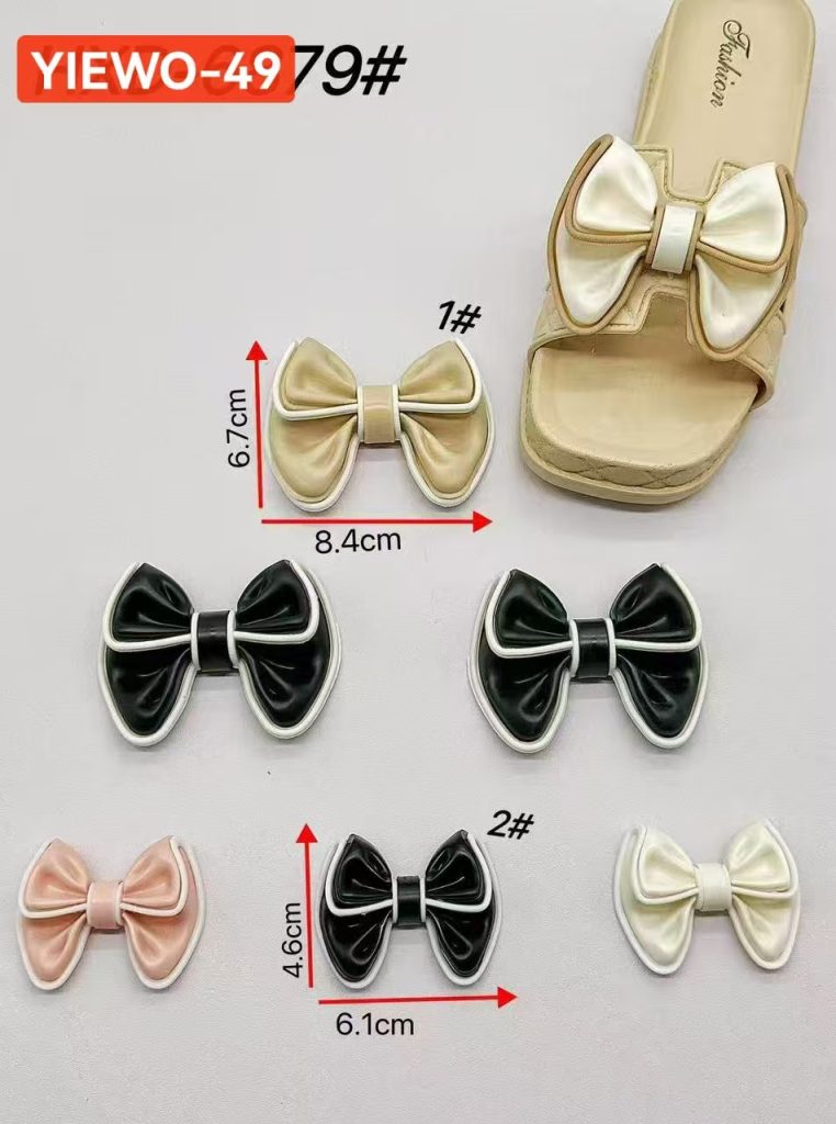 SHOE ORNAMENT