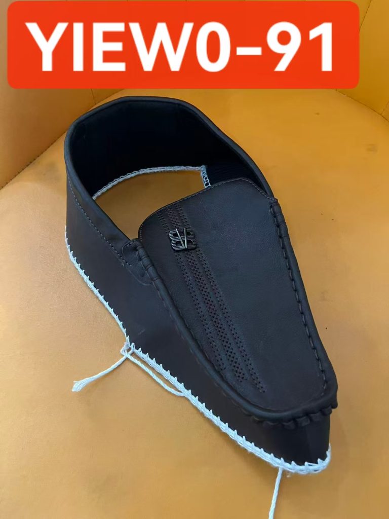 SHOES UPPER