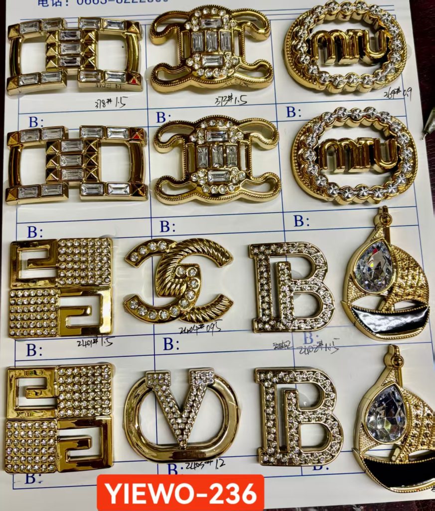 BUCKLE